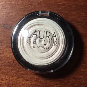 Diamond Dust Baked Gelato Highlighter